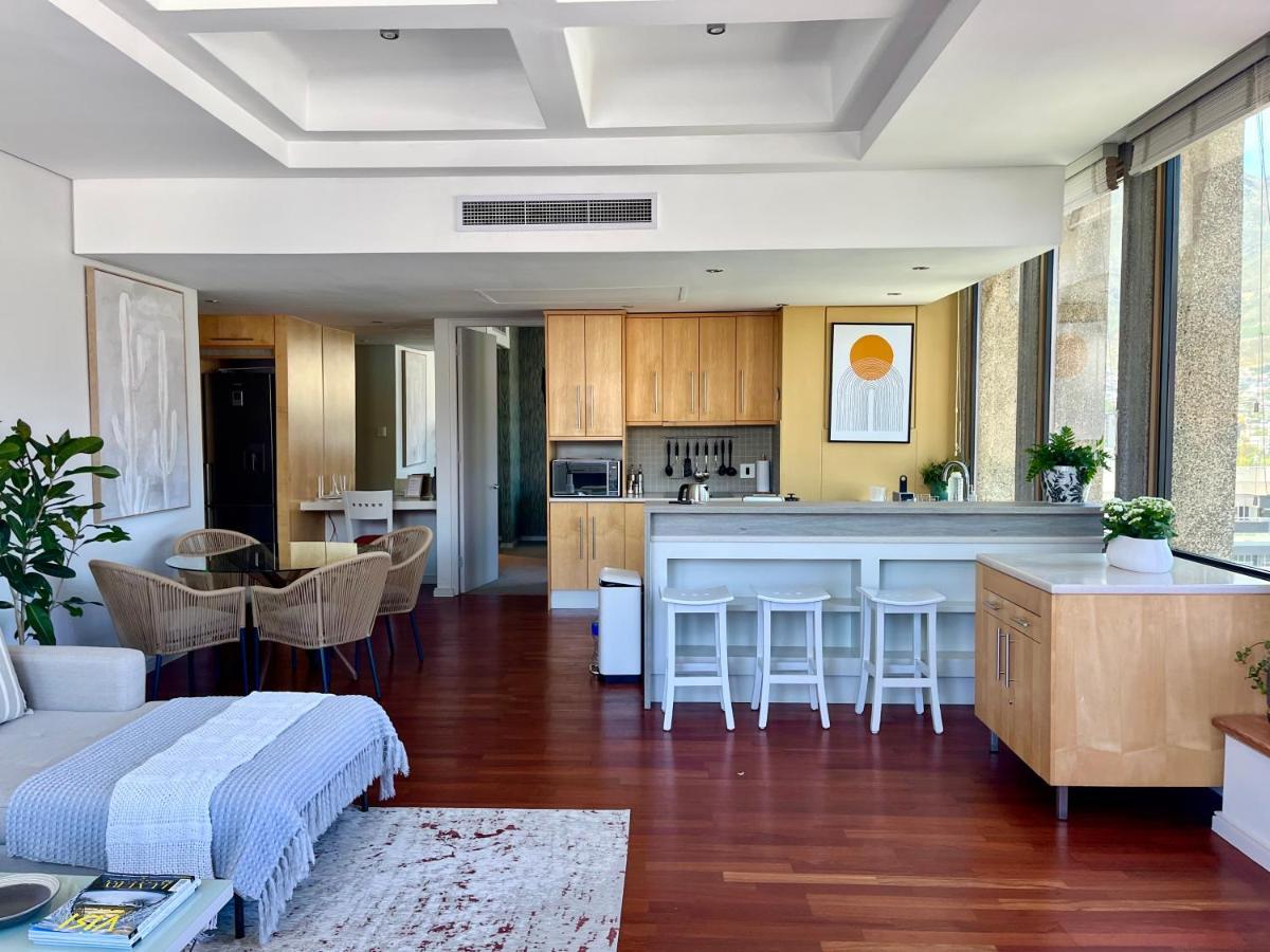#1604 Cartwright -diamond In The Sky * Cidade Do Cabo