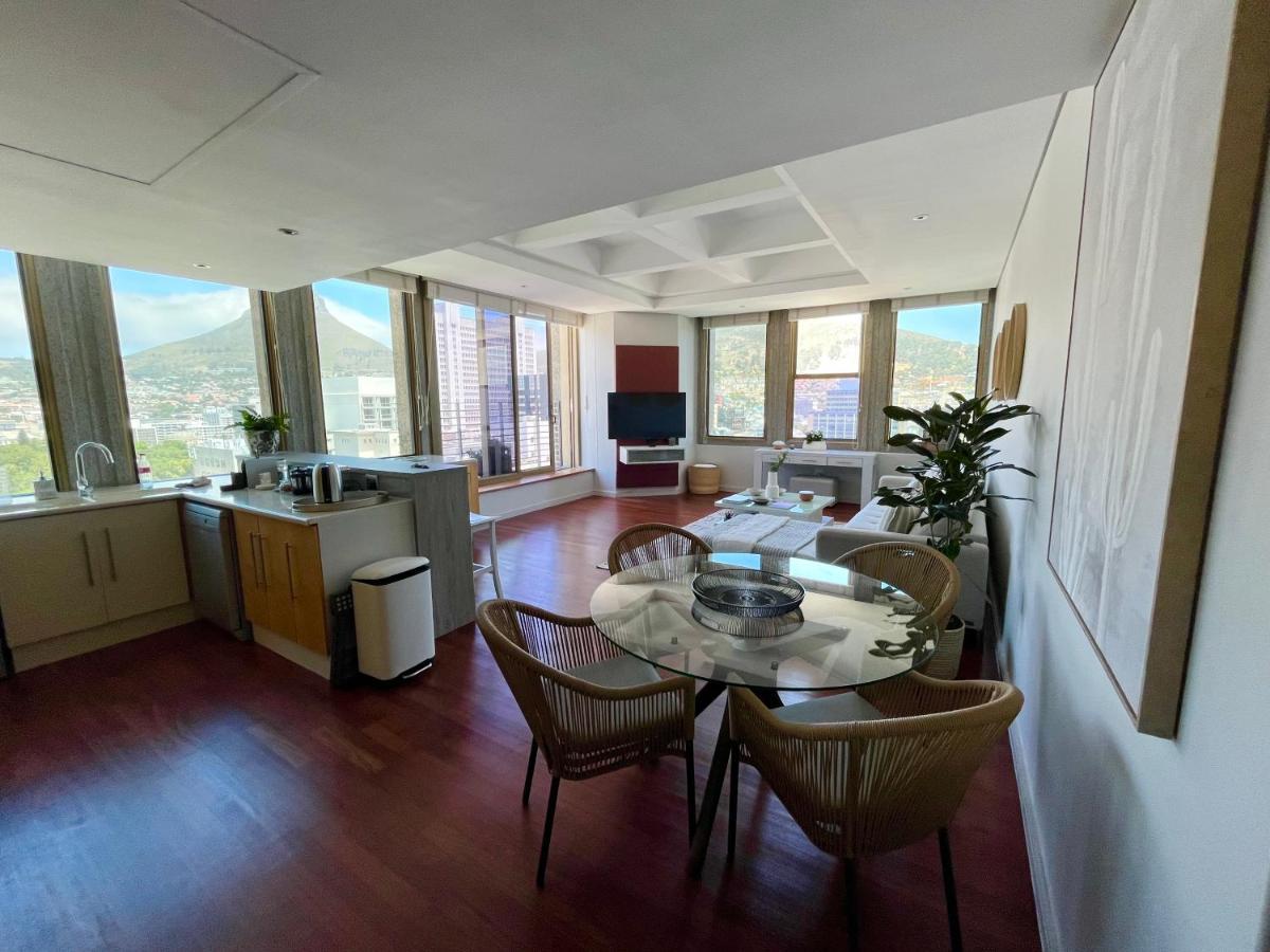 #1604 Cartwright -diamond In The Sky Cidade Do Cabo