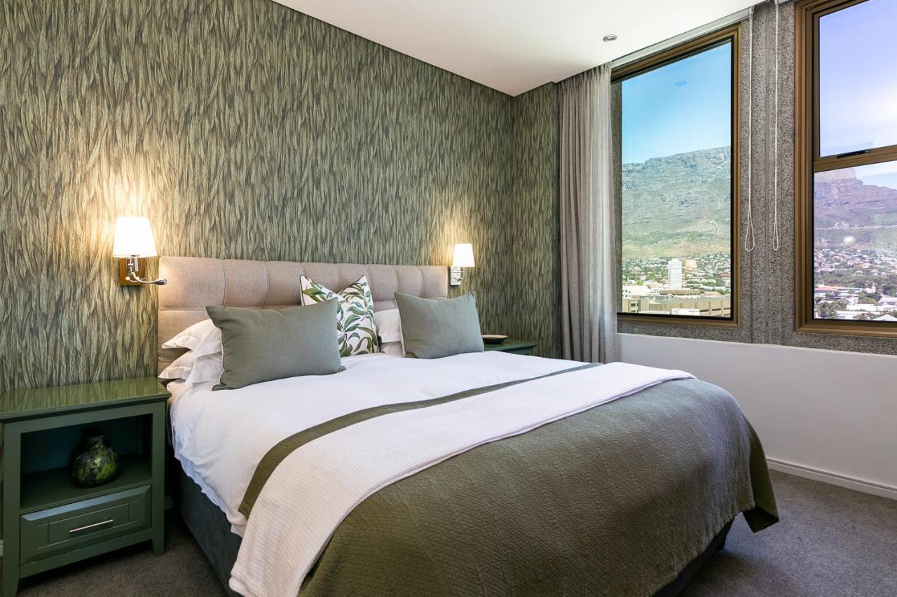 #1604 Cartwright -diamond In The Sky * Cidade Do Cabo